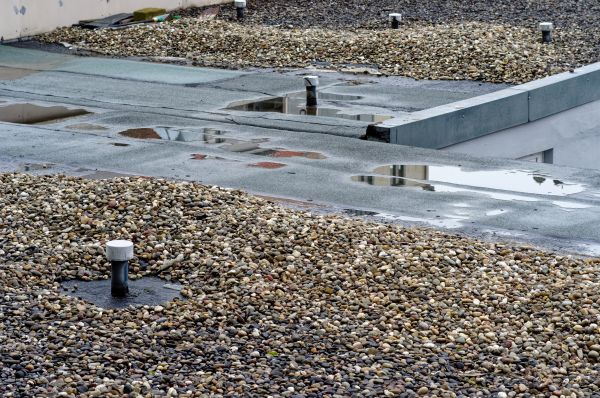 Tar And Gravel Roof Repair in Suwanee