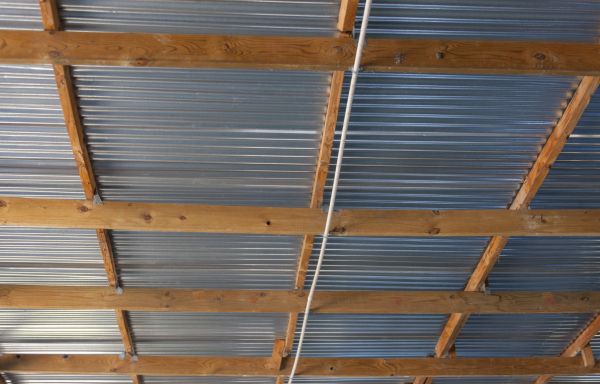 Tin Roof Repair in Suwanee