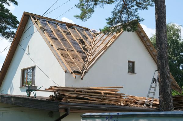 Home Roof Replacement in Suwanee